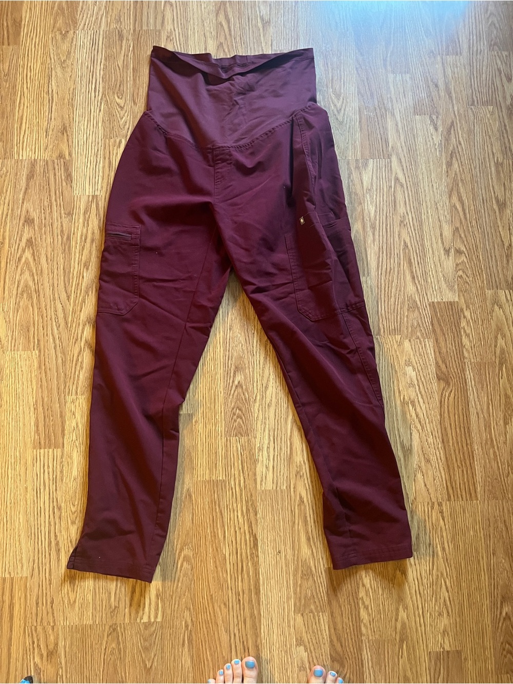 Figs Burgundy (Wine) Women's Scrub Pants